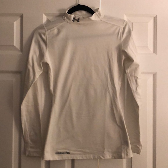 Under Armour Tops - Under Armour Fitted Long Sleeve Workout Top